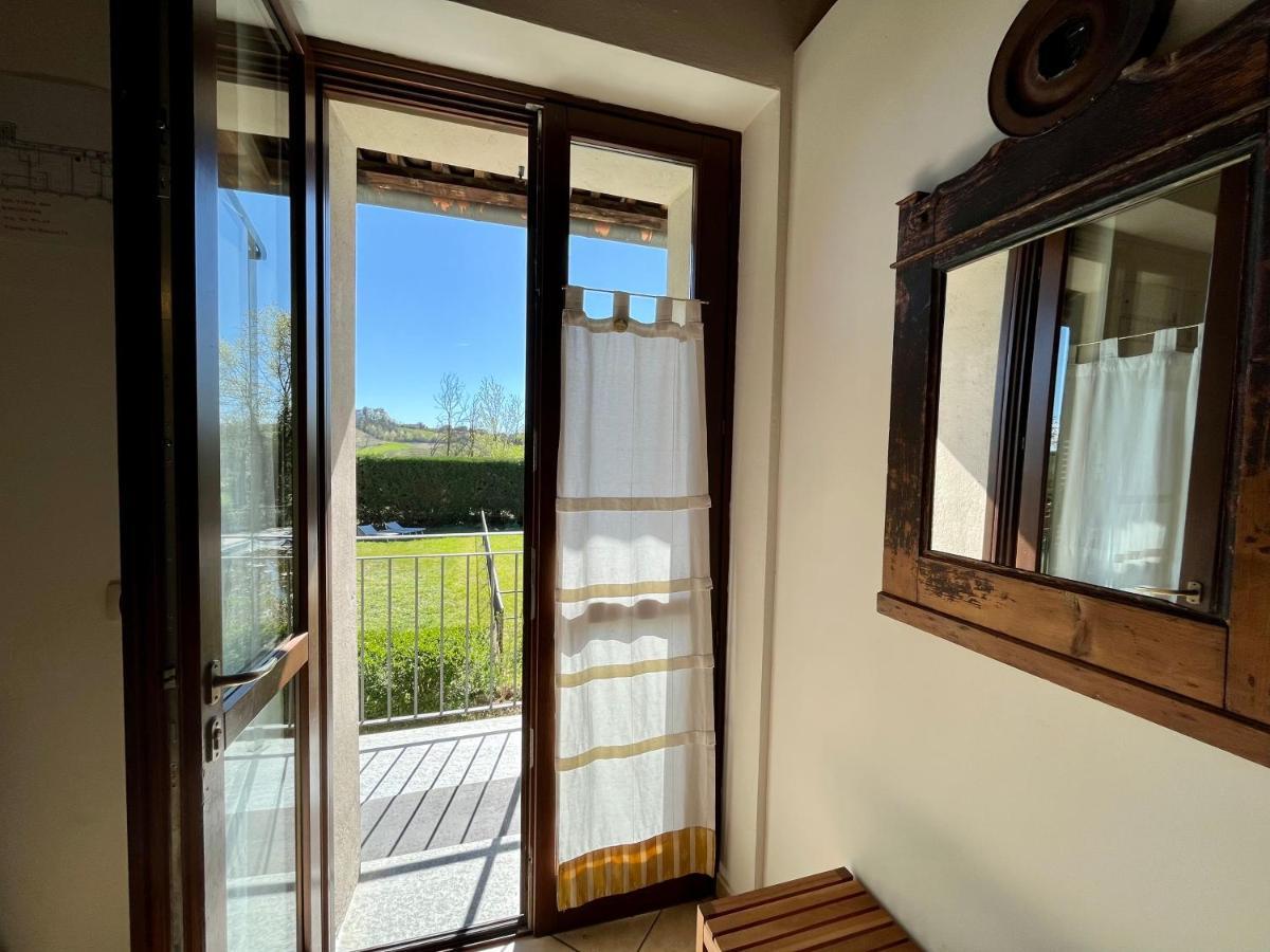 הוילה אסטי La Cascina Del Castello מראה חיצוני תמונה