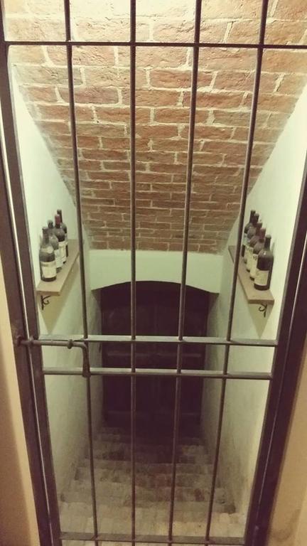 הוילה אסטי La Cascina Del Castello מראה חיצוני תמונה