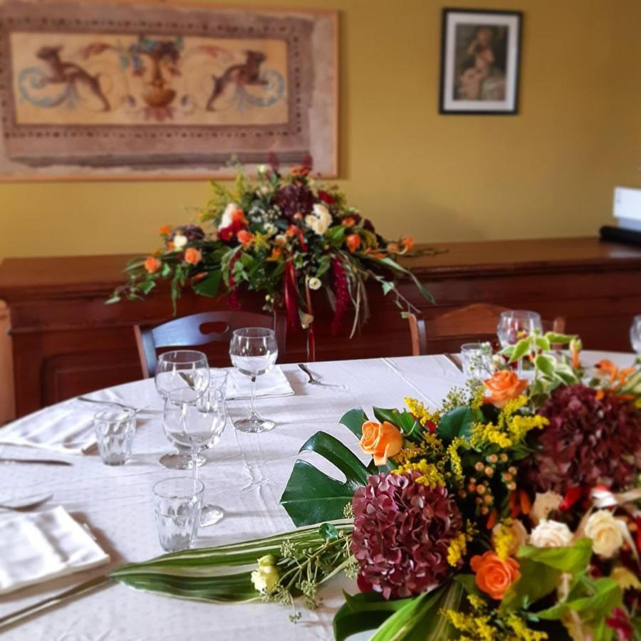 הוילה אסטי La Cascina Del Castello מראה חיצוני תמונה